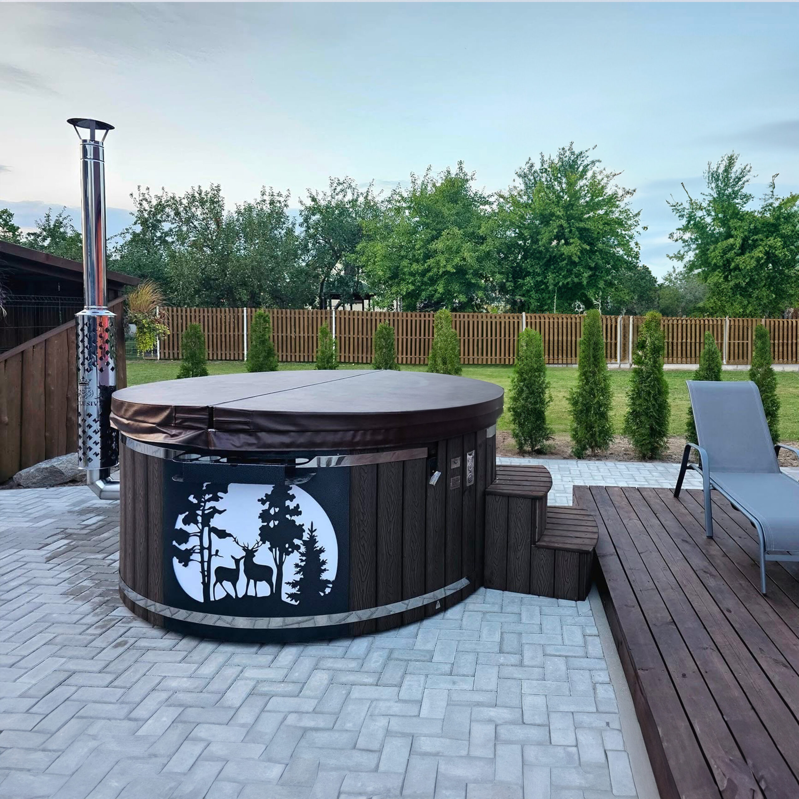 Balia ogrodowa LYX z piecem gotowa do kąpieli