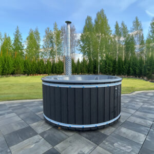 balia premium z piecem zewnętrznym w ogrodzie